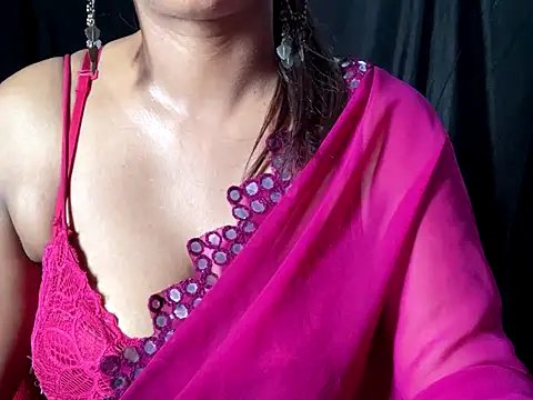 Snapshot of Sexy_trisha__7 chatting on 19, 9, 2025 Sexy trisha  7 online show from 19, 9, 2025