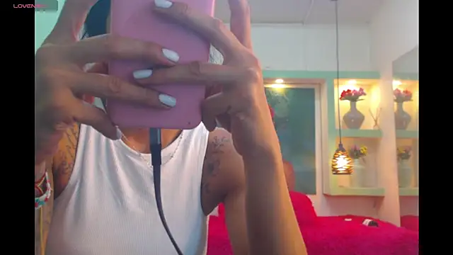 lorenapinto online show from 21, 4, 2026