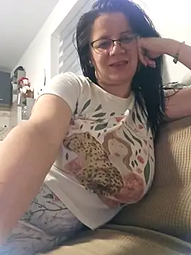 KristenVega online show from 17, 11, 2025