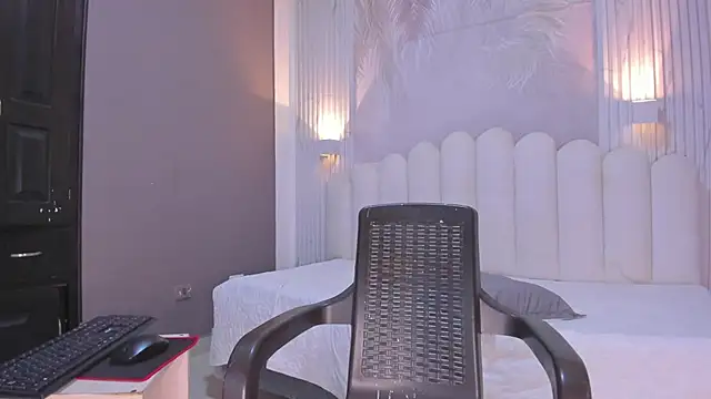 NastassjaCandy online show from 4, 3, 2026