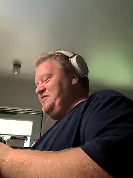 jrsexy83 online show from 16, 4, 2026