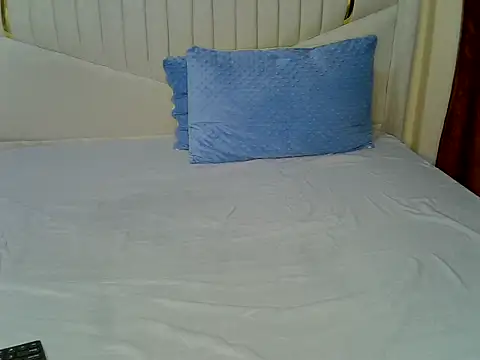 Noble Amara online show from 4, 3, 2025