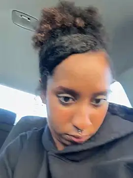 Your Paris online show from 10, 3, 2025