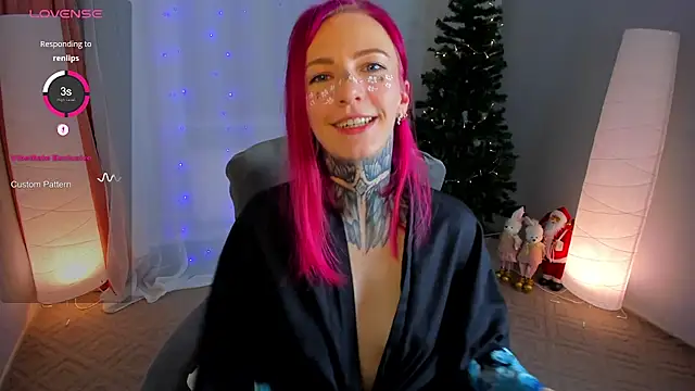 Snapshot of Roxy_____ chatting on 13, 12, 2024 Roxy      online show from 13, 12, 2024