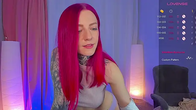 Snapshot of Roxy_____ chatting on 10, 1, 2025 Roxy      online show from 10, 1, 2025