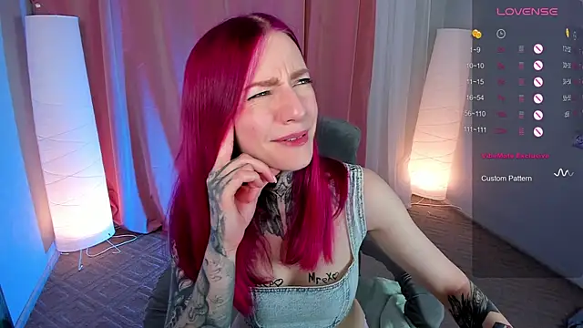 Snapshot of Roxy_____ chatting on 23, 1, 2025 Roxy      online show from 23, 1, 2025