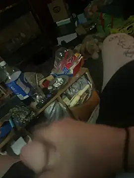 Snapshot of JustTylerr chatting on 6, 7, 2026 JustTylerr online show from 6, 7, 2026