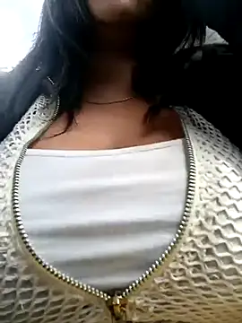 Cristal  04 online show from 4, 3, 2025