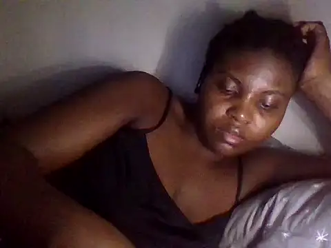 Snapshot of queenzuena chatting on 28, 7, 2026 queenzuena online show from 28, 7, 2026