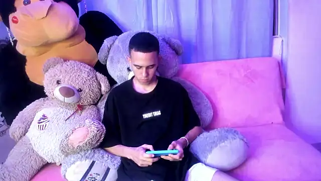 isaaclatino online show from 14, 1, 2026