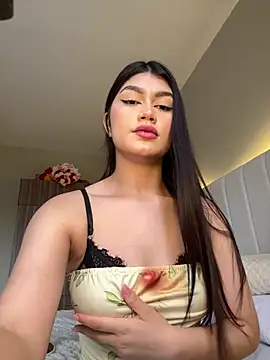EmmaMartiinez online show from 30, 4, 2026