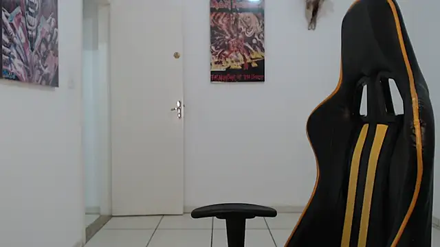 CrisBathoryxxx online show from 2, 2, 2025