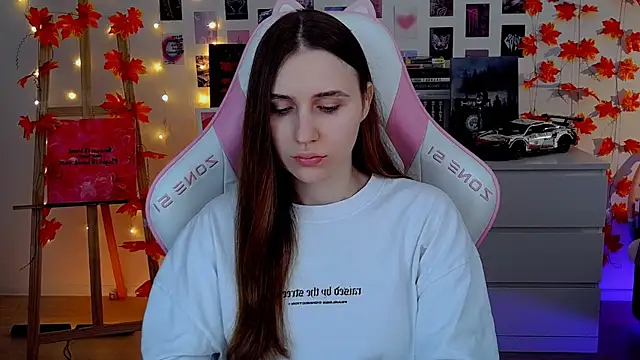 Snapshot of AliceCharmy chatting on 23, 11, 2025 AliceCharmy online show from 23, 11, 2025