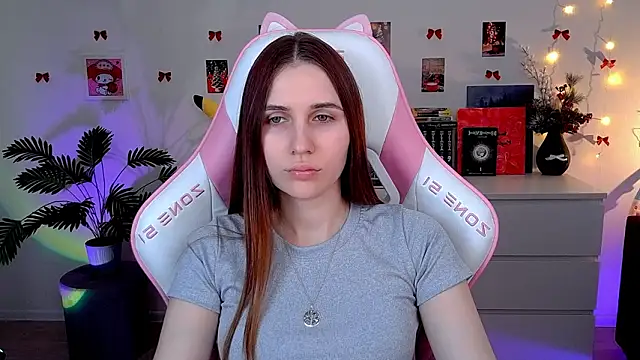 Snapshot of AliceCharmy chatting on 18, 2, 2026 AliceCharmy online show from 18, 2, 2026