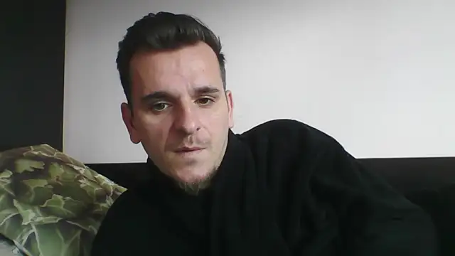 Huge cock22cm online show from 17, 2, 2025