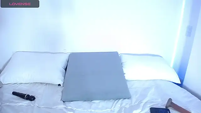 megan bluee23 online show from 9, 12, 2024