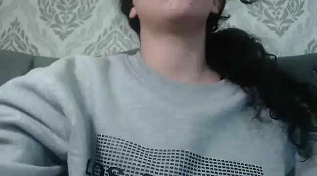 EmmaCowperr online show from 3, 3, 2025