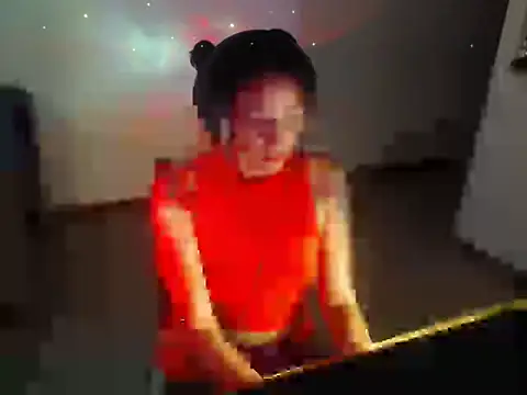 Snapshot of xparejasurx chatting on 4, 4, 2026 xparejasurx online show from 4, 4, 2026