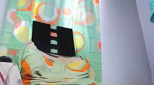 Snapshot of DanteSantoro chatting on 14, 2, 2025 DanteSantoro online show from 14, 2, 2025