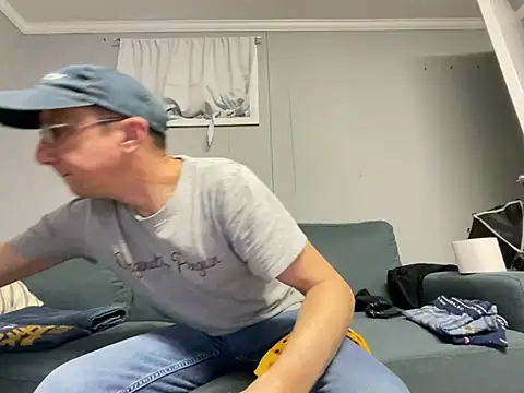 mouser21212 online show from 27, 2, 2025