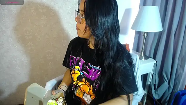 Snapshot of kendra__mamba chatting on 11, 3, 2025 kendra mamba online show from 11, 3, 2025