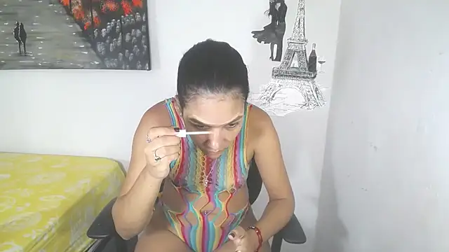 KamileLatinasexy online show from 3, 6, 2026