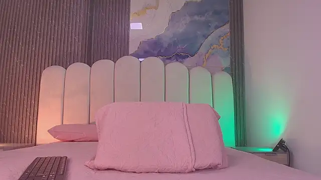 hot dione online show from 17, 3, 2026