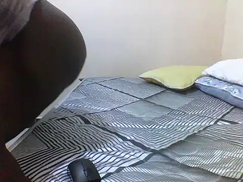 princess-cutie12 online show from 28, 10, 2025