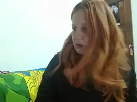 ViioletaMora online show from 28, 10, 2025