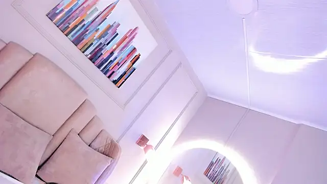 maddy brookss online show from 24, 11, 2025