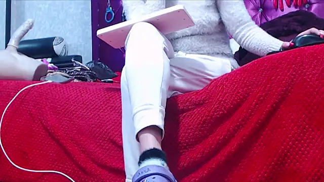 Snapshot of AyshaScott chatting on 23, 2, 2026 AyshaScott online show from 23, 2, 2026