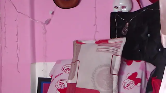 Snapshot of NikkiRous_ chatting on 28, 1, 2025 NikkiRous online show from 28, 1, 2025