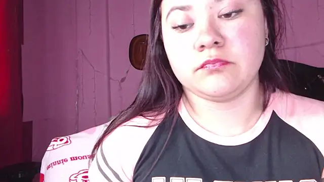 Snapshot of NikkiRous_ chatting on 11, 3, 2025 NikkiRous online show from 11, 3, 2025