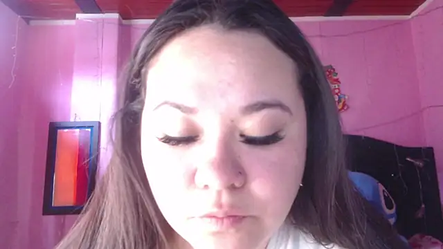 Snapshot of NikkiRous_ chatting on 8, 9, 2025 NikkiRous online show from 8, 9, 2025