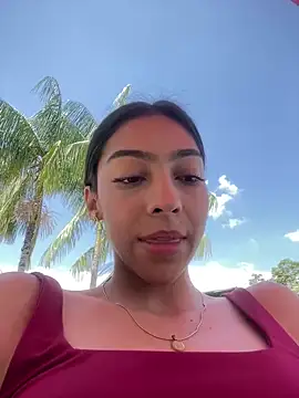 Snapshot of Ema_azel chatting on 7, 1, 2025 Ema azel online show from 7, 1, 2025