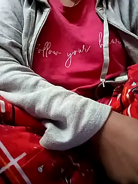 Snapshot of Im_Cute chatting on 8, 12, 2024 Im Cute online show from 8, 12, 2024