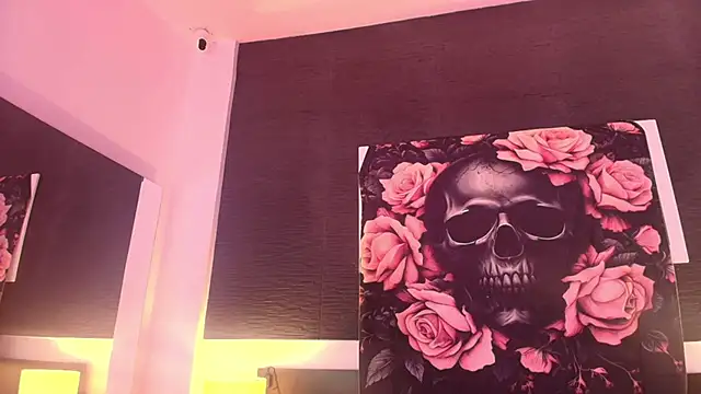 EvaaFoxxy1 online show from 5, 2, 2026