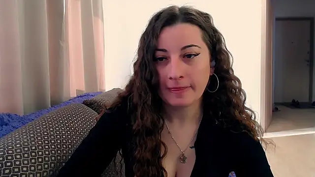 Snapshot of Helen_Adams_ chatting on 8, 5, 2026 Helen Adams online show from 8, 5, 2026