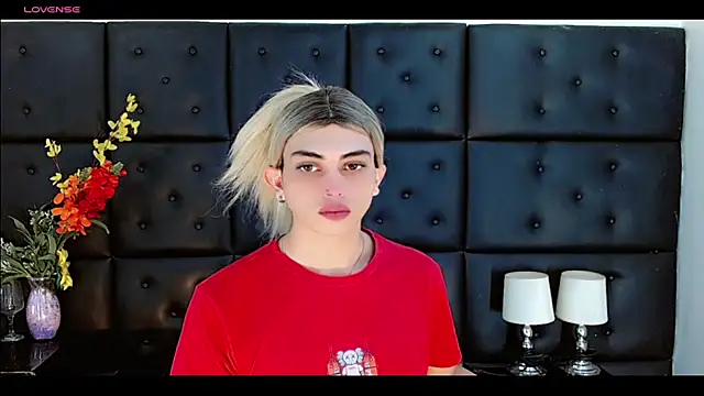 Daniela Pink  online show from 26, 3, 2026