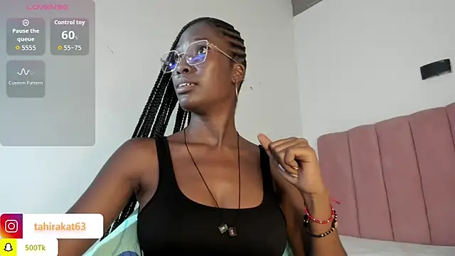 Snapshot of Tahira_21_ chatting on 8, 5, 2026 Tahira 21 online show from 8, 5, 2026