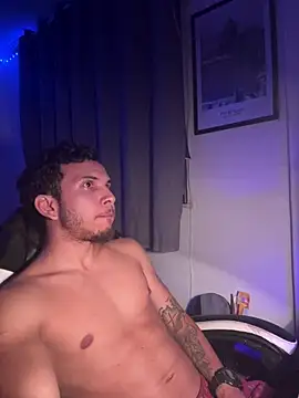 privpunhetinha01 online show from 19, 4, 2026