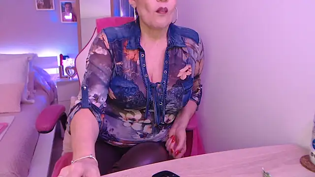 aubade246 online show from 21, 3, 2025