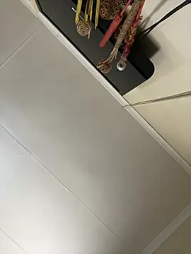 Gifttheskimaskboy online show from 25, 2, 2026