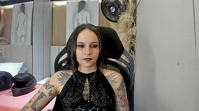 AnnyThompson  online show from 3, 4, 2026