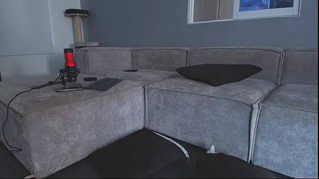 milaivanova online show from 18, 2, 2025