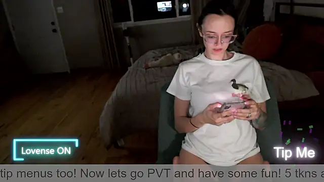 Plantbabeee online show from 3, 5, 2026