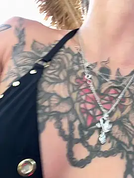 BabeRainbow online show from 24, 1, 2025