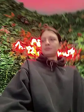 BabeRainbow online show from 5, 3, 2025