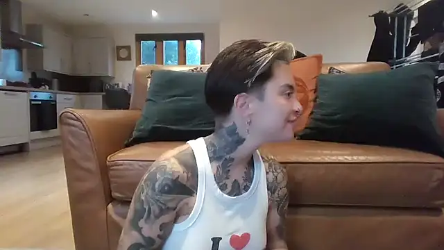 Snapshot of Rubyrichhxo chatting on 18, 11, 2025 Rubyrichhxo online show from 18, 11, 2025