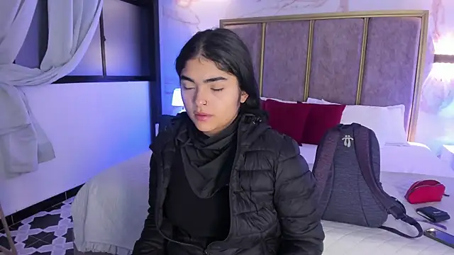 GiselOrtiz online show from 7, 4, 2026